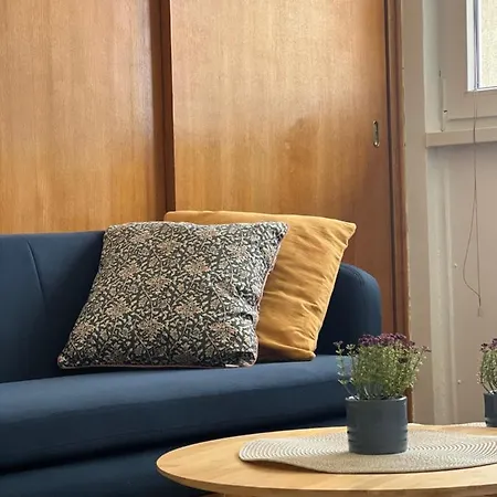 Appartement 2-bedroom With Balcony And Free Parking