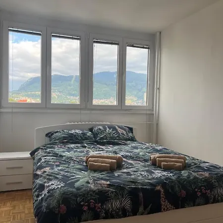 2-bedroom With Balcony And Free Parking SJJ